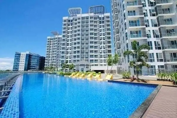 アパートホテル 8 Newtown Boulevard Newtown Mactan Condumenium Punta Engaño