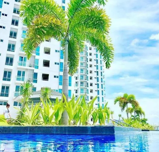 アパートホテル 8 Newtown Boulevard Newtown Mactan Condumenium *